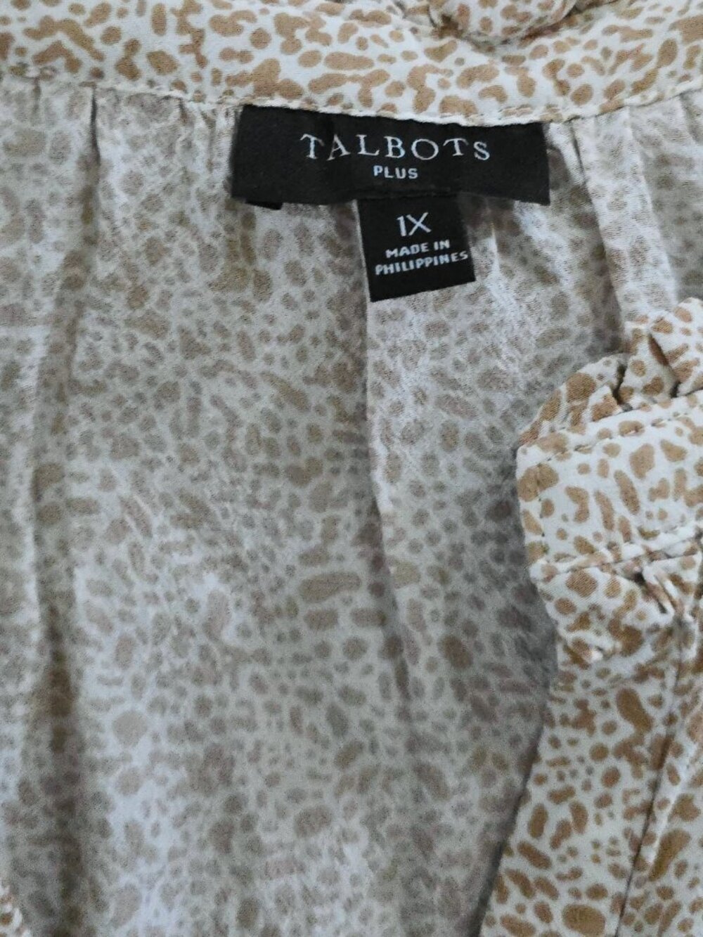 Talbots Pebbled Dot Ruffle Shell - Size 1X - Picture 5 of 6
